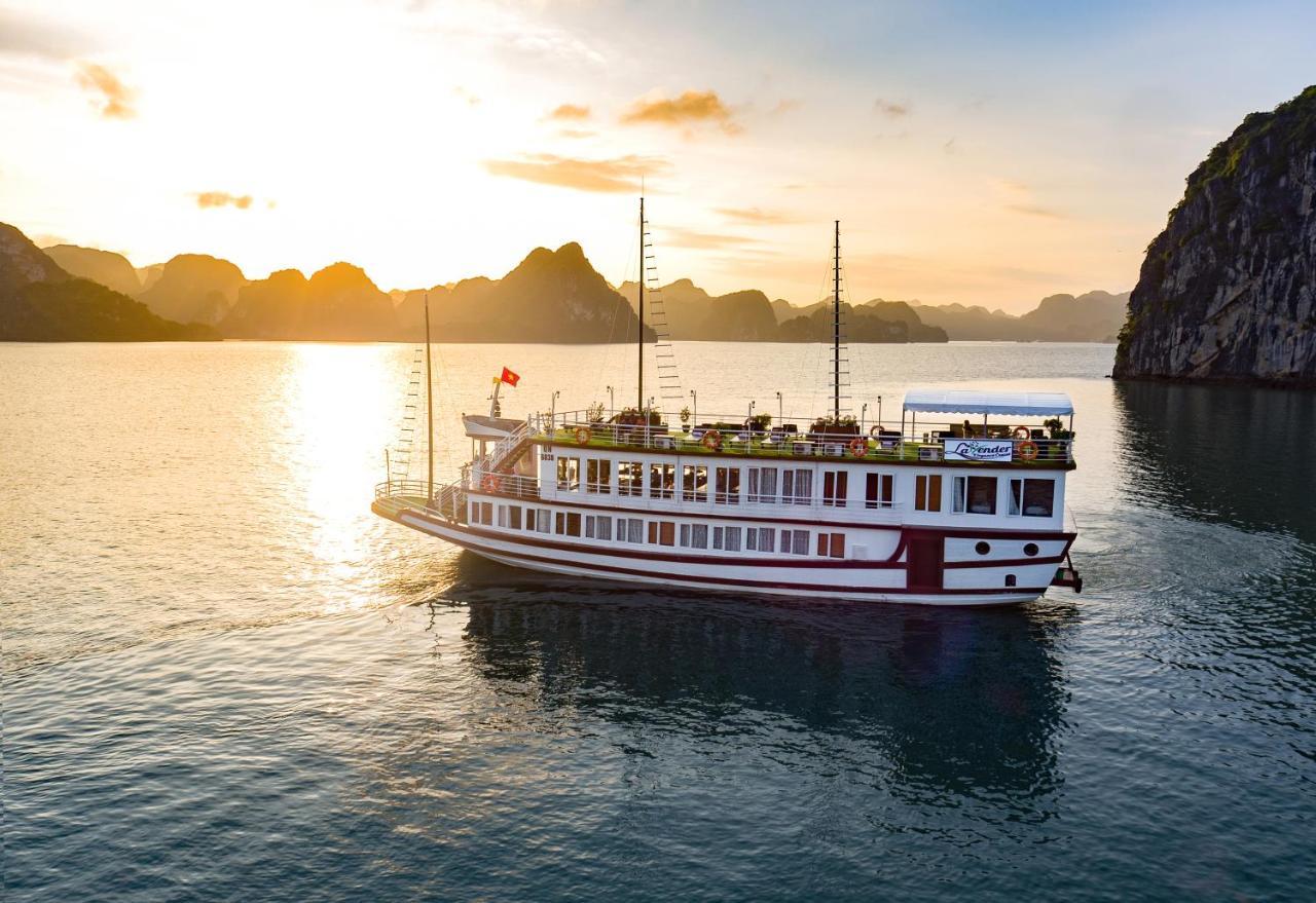 Halong Lavender Cruises Hotel Ha Long Exterior photo